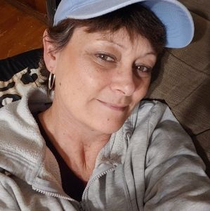 Meet your Posher, Dee